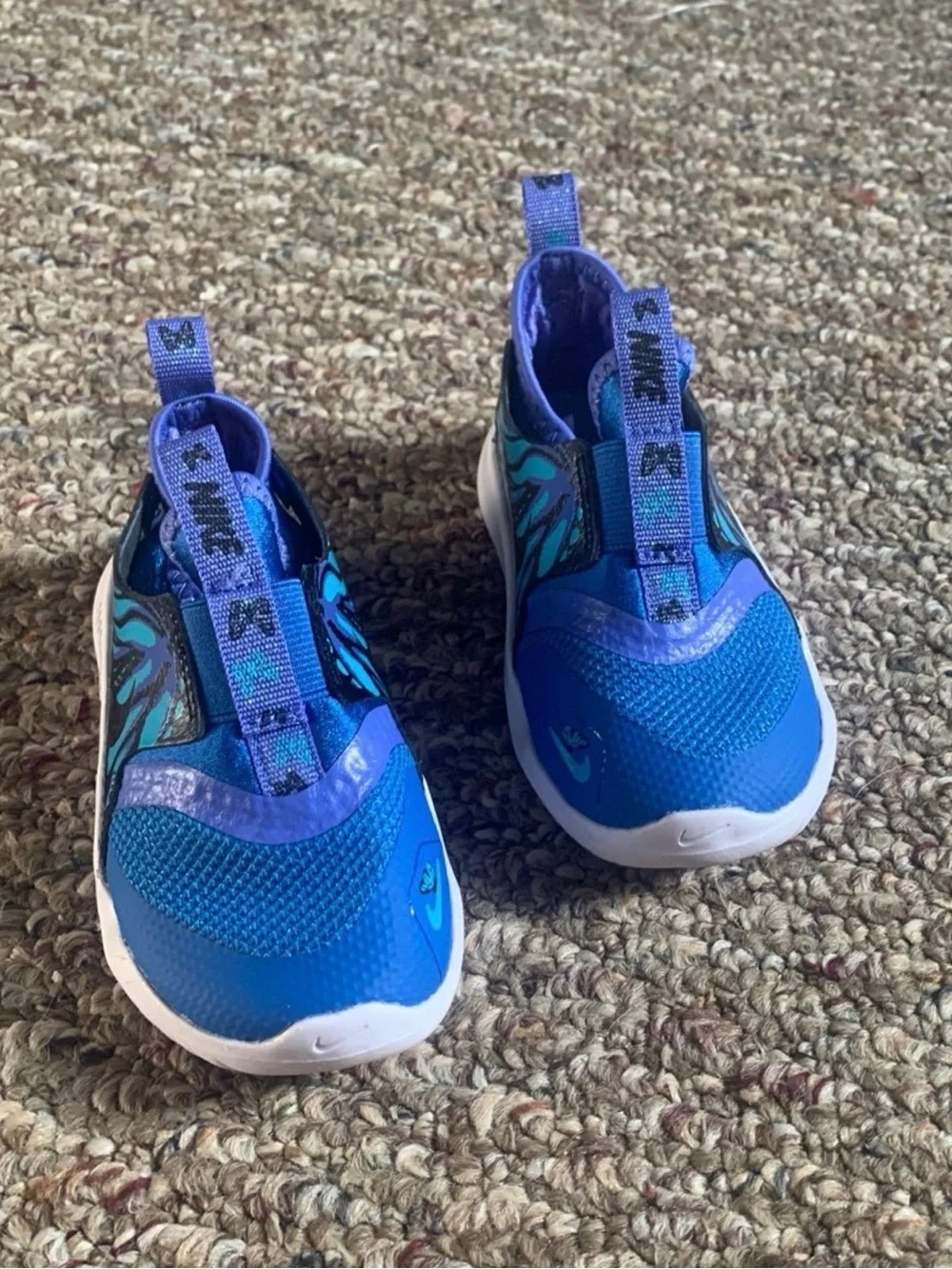 Nike Kids Blue & Teal Slip-On Sneakers